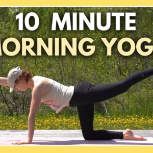 10 min Morning Yoga Flow - Sweet & Gentle Morning Yoga Routine